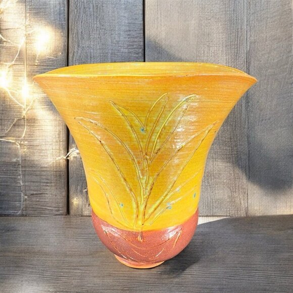 Vintage Oval Hand Made Studio Pottery Vase Etched RedWare Pottery Vessel Vase - Picture 1 of 16